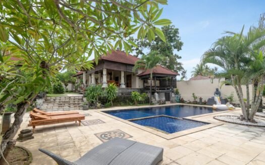 Balinese Style Villa For Sale Close To Singaraja