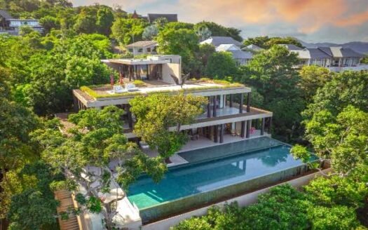 Luxury 5 Bedroom Oceanfront Villa in Phuket For Sale