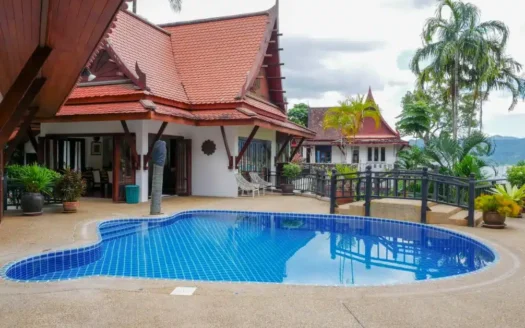 5 Bedroom Sea View Villa in Patong