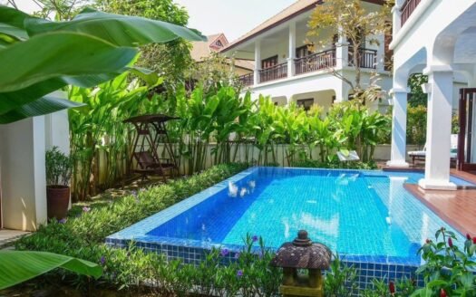 Beachside 3-Bedroom Villa for Rent at Furama Resort Danang
