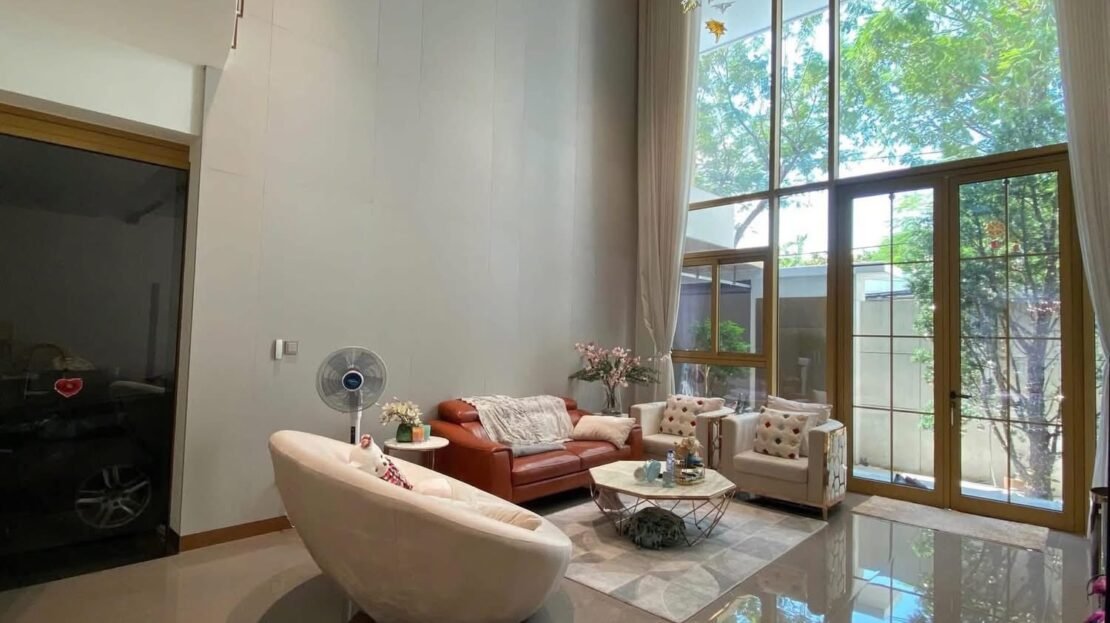 Modern 4 Bedroom Pool Villa for Rent in Hai Chau, Danang