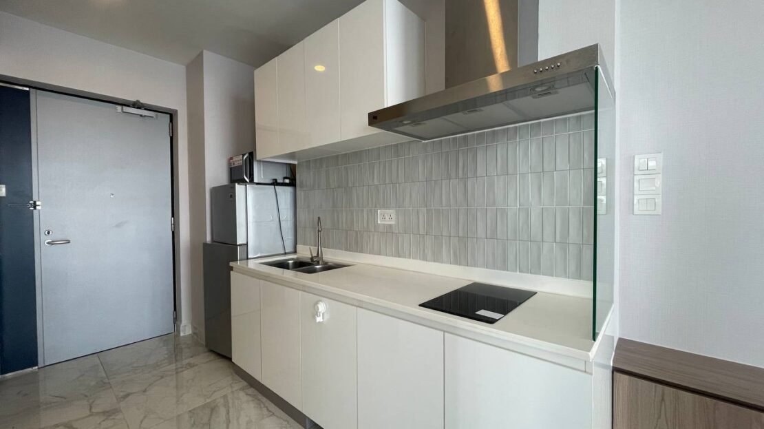 South BKK1 Studio Condominium for Rent at J Tower 1